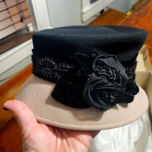 NIB Kentucky Derby/Wedding/Church Toucan Collection Black Beige Hat Made in USA